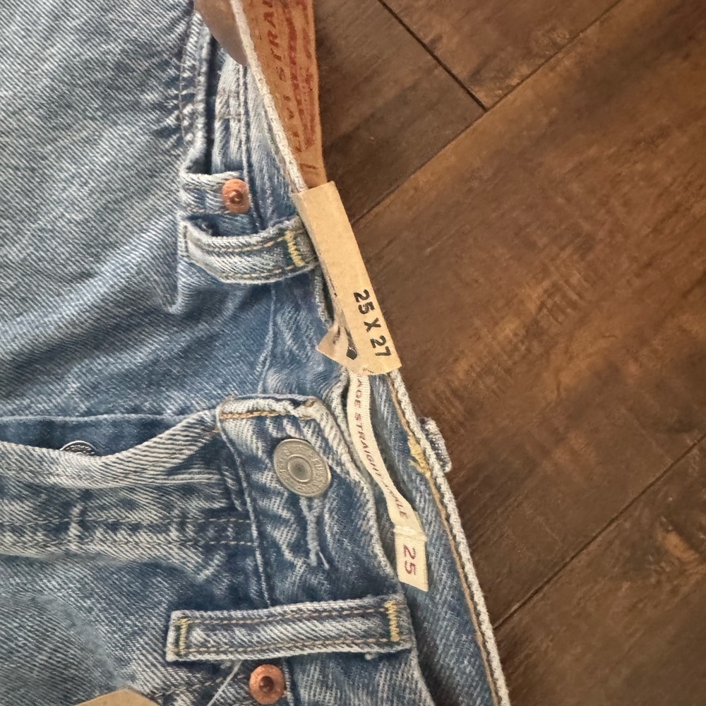 Levi's Light Blue Ripped Wide Leg Jeans - Picture 7 of 7